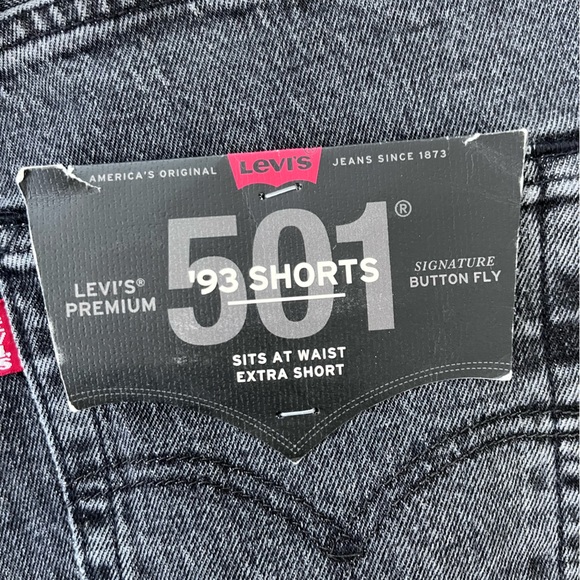 Levi's 90s fit jeans !! NWT - Picture 3 of 13
